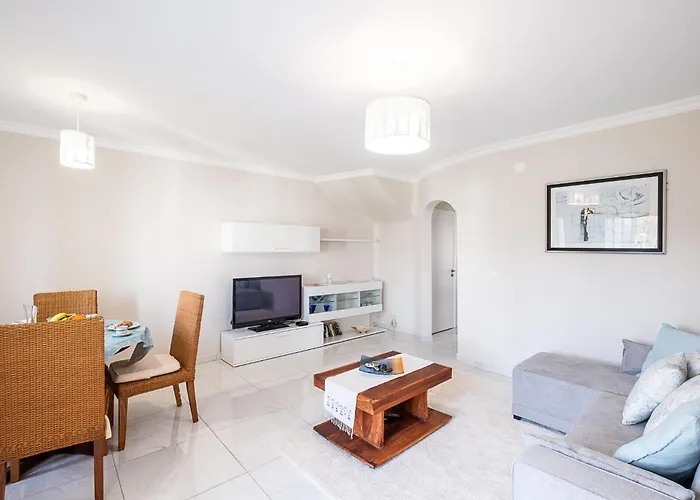 #082 Families Only - Sao Rafael By Holidays Apartamento *